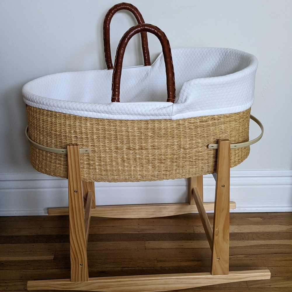 Design Dua, Bilia Bassinet + Stand (bundle)